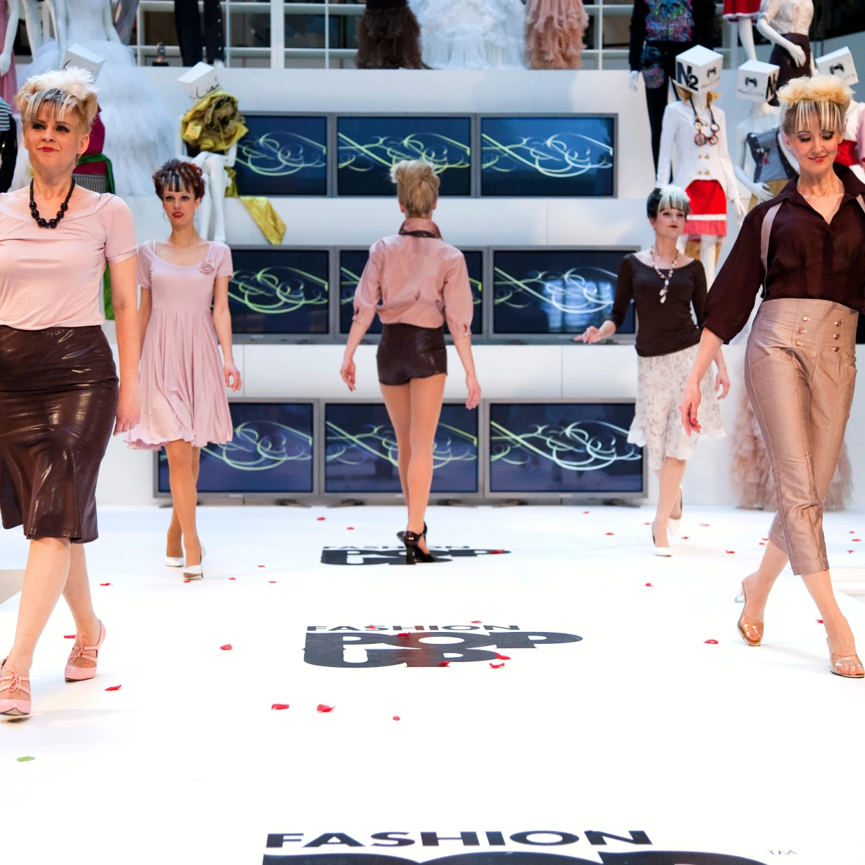 Catwalk 6